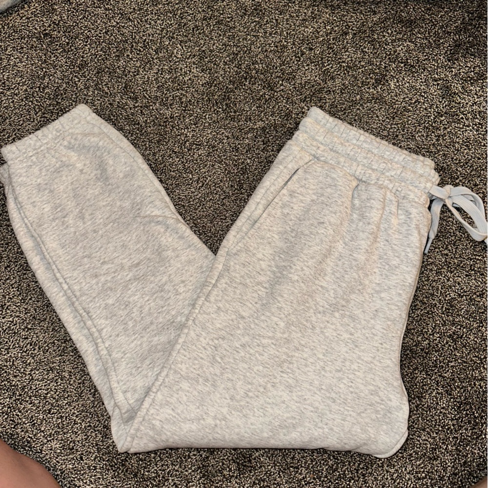 Fabletics Joggers